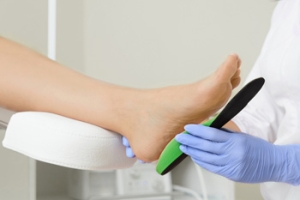 What Makes Custom Orthotics Different Than OTC Insoles?